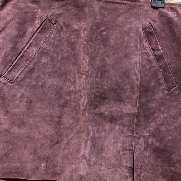 🌾 ⭐️ BLANK NYC NWOT Leather Skirt - Picture 2 of 9